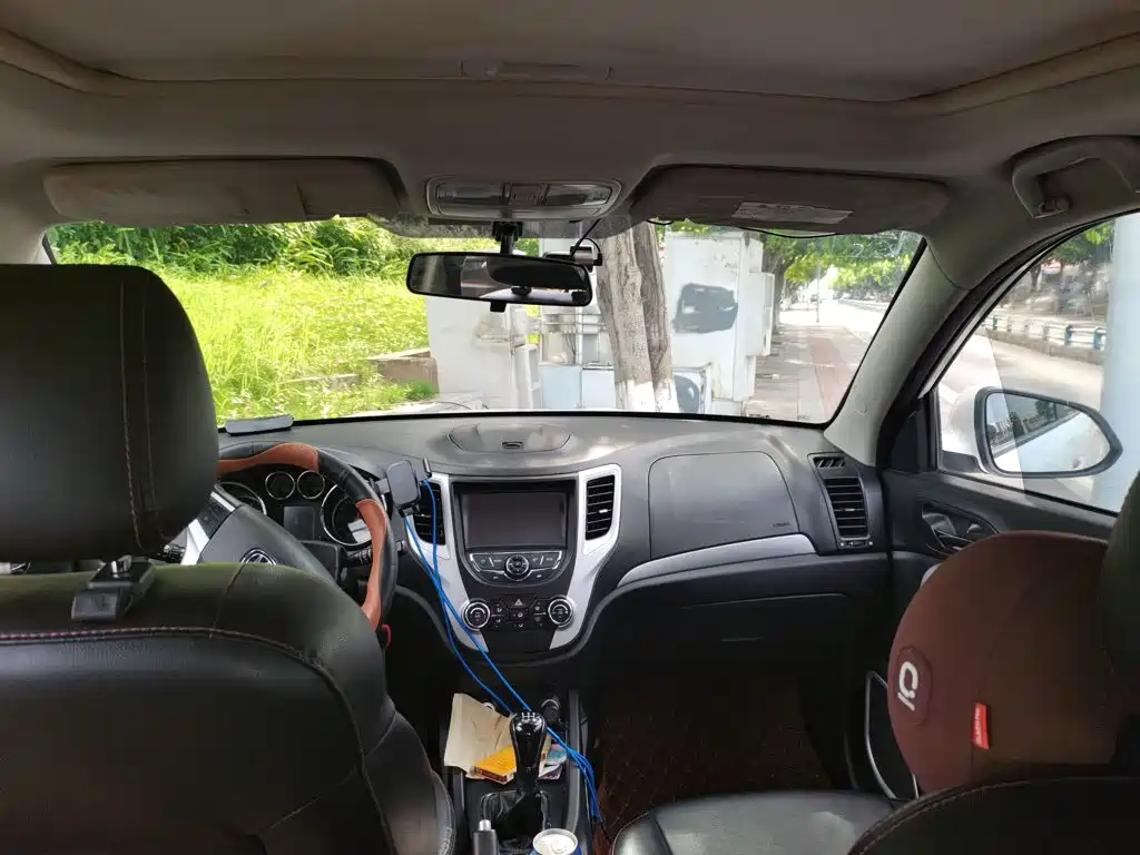 Фото 9 - Changan CS35