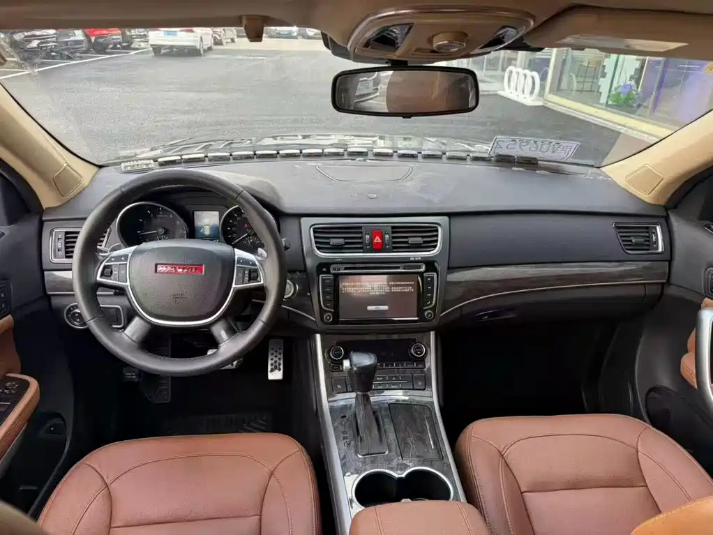 Haval H8 2015 2015 2.0T 2WD Standard