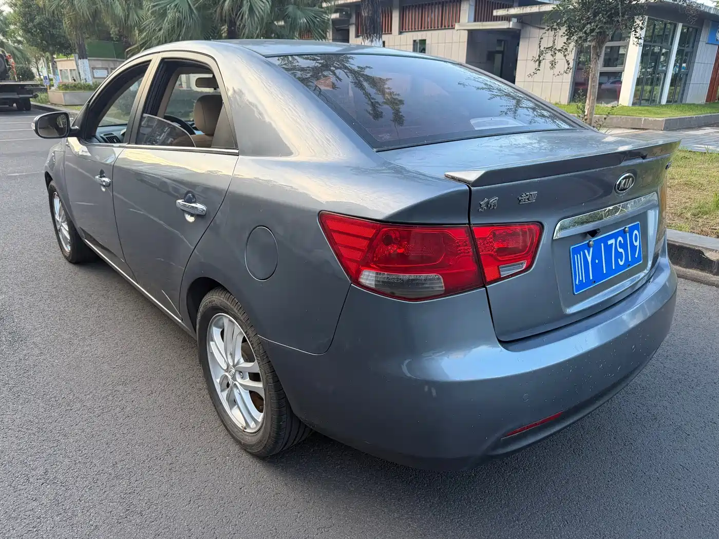 Kia Forte 2011 2011 Model 1.6L AT GLS