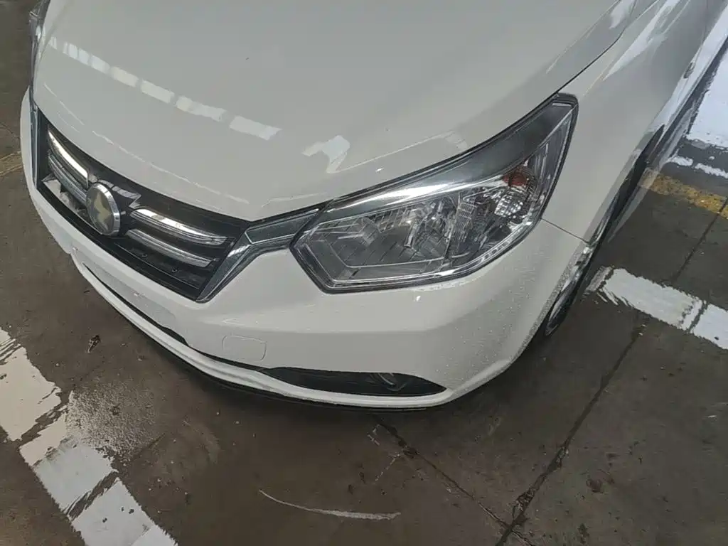 Venucia R50 2016 2015 1.6L Automatic Luxury Edition