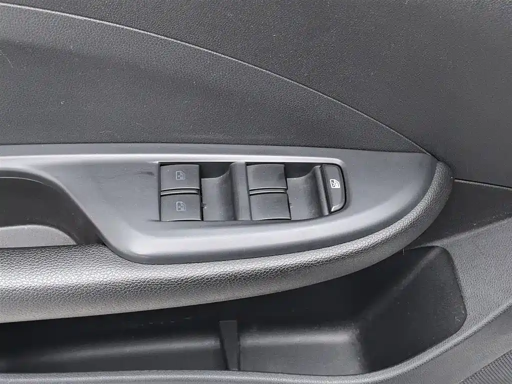 Buick Excelle 2019 18T Auto Connected Elite China VI фото 9
