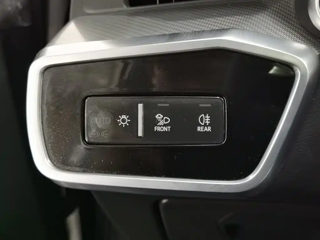 Audi A6L 2023 45 TFSI Premium Selection Dynamic фото 21