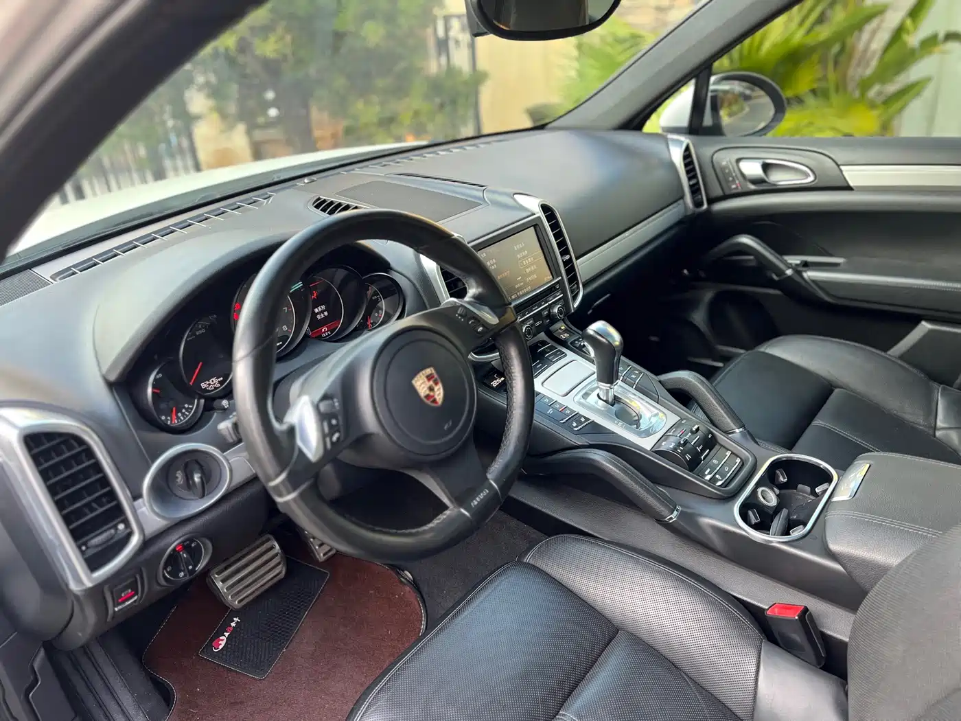 Фото 5 - Porsche Cayenne