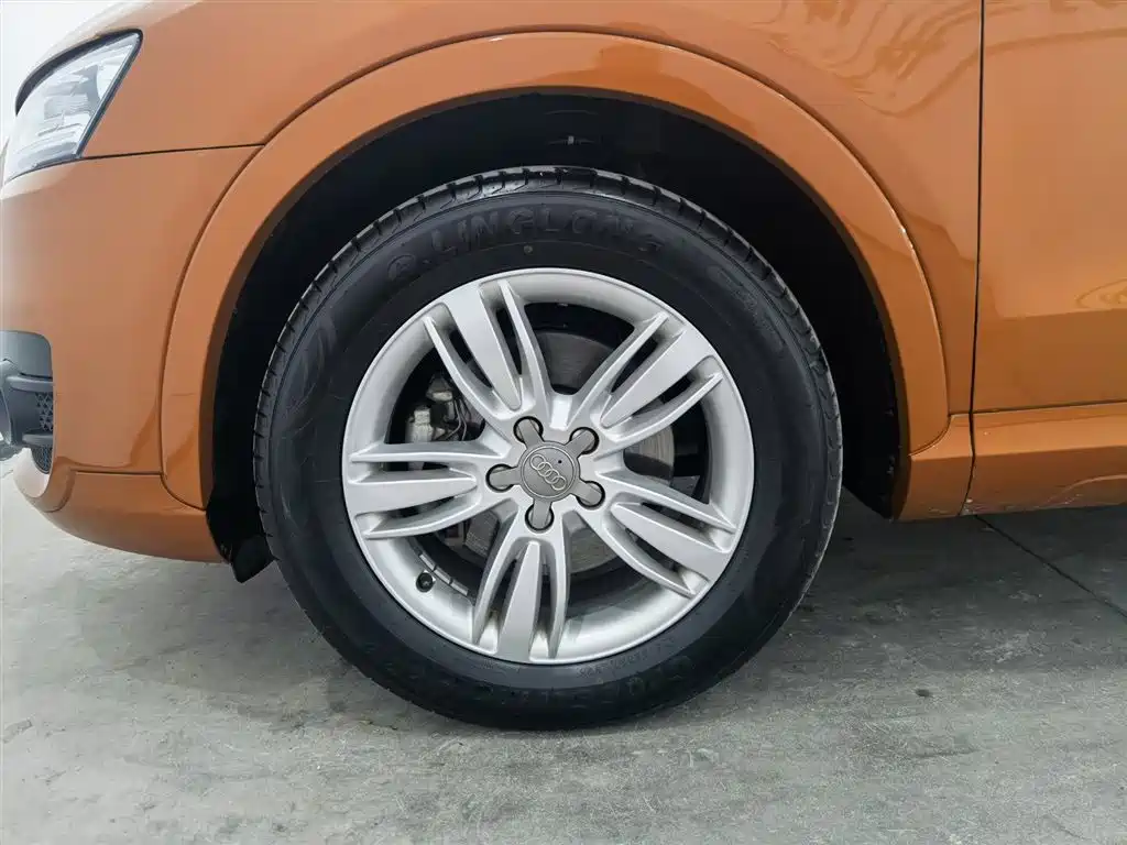Audi Q3 2015 30 TFSI Comfort фото 17