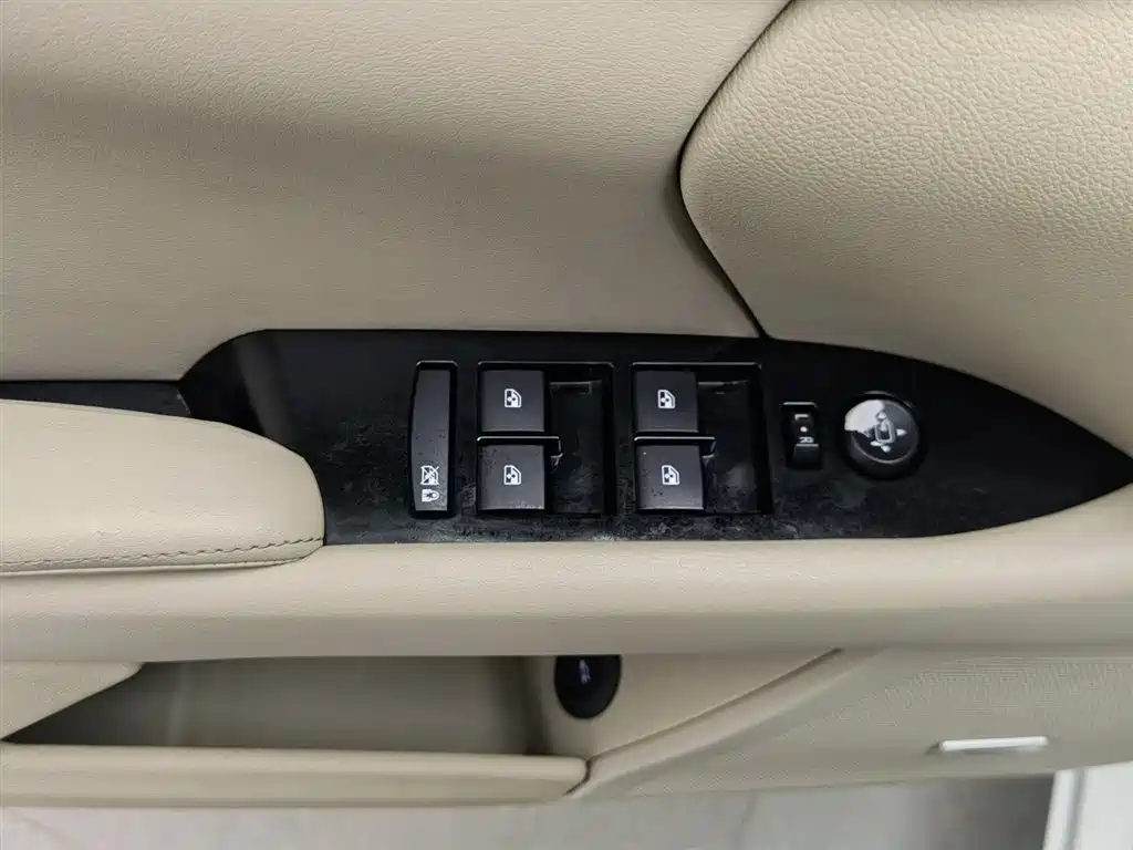 Cadillac XTS 2017 28T Elite фото 9