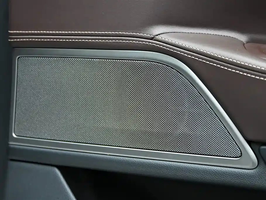 BMW 7 Series 2021 Model 730Li Luxury Package фото 31
