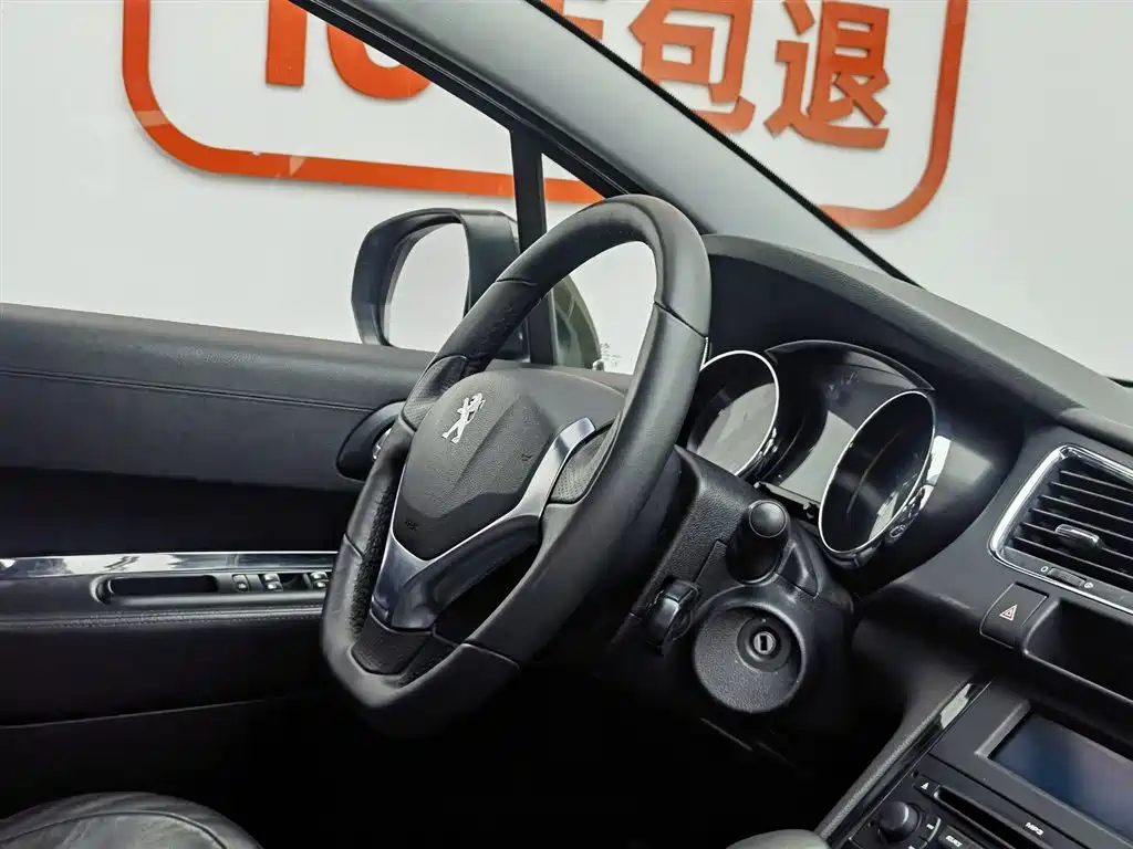 Peugeot 3008 2013 2.0L Automatic Trend Edition фото 22
