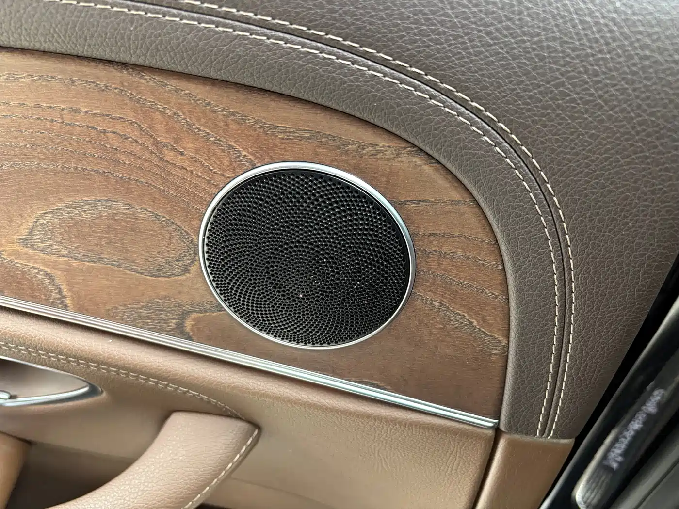Mercedes-Benz E-Class 2018 E 200 L фото 41
