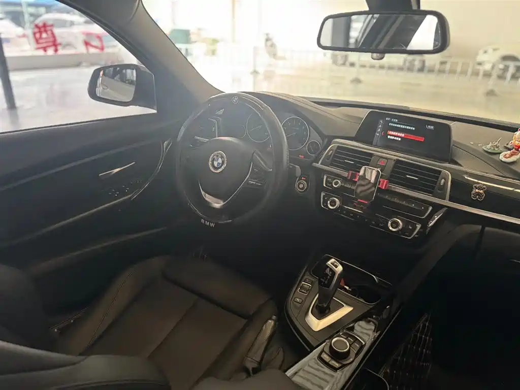 BMW 3 Series 2018 320Li Fashion Style фото 16