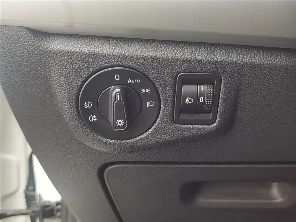 Volkswagen Lavida 2021 280TSI DSG Comfort Edition фото 21