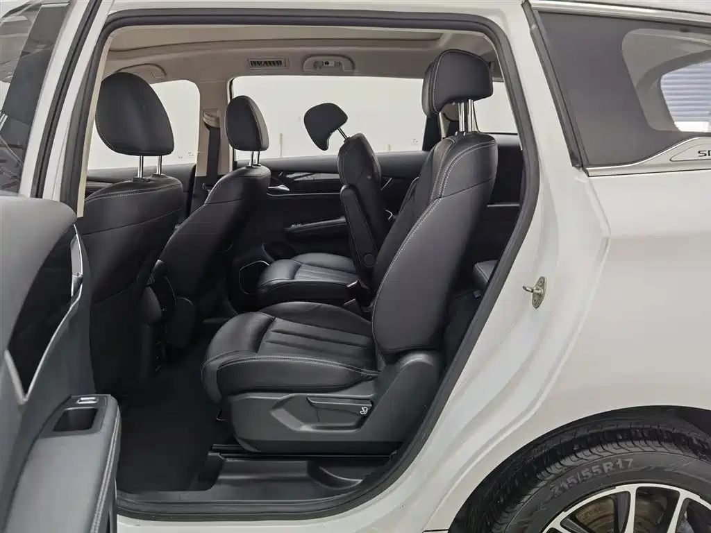 BYD Song MAX 2018 1.5T Automatic Smart Connected Premium 6-Seater фото 15