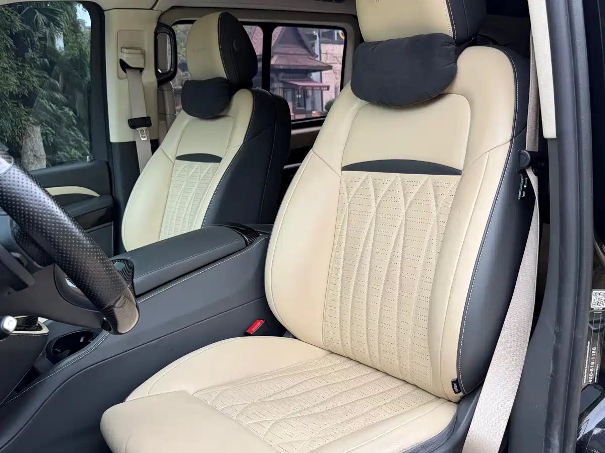Mercedes-Benz V-Class 2022 V 260 L Long Wheelbase Prestige Edition фото 6