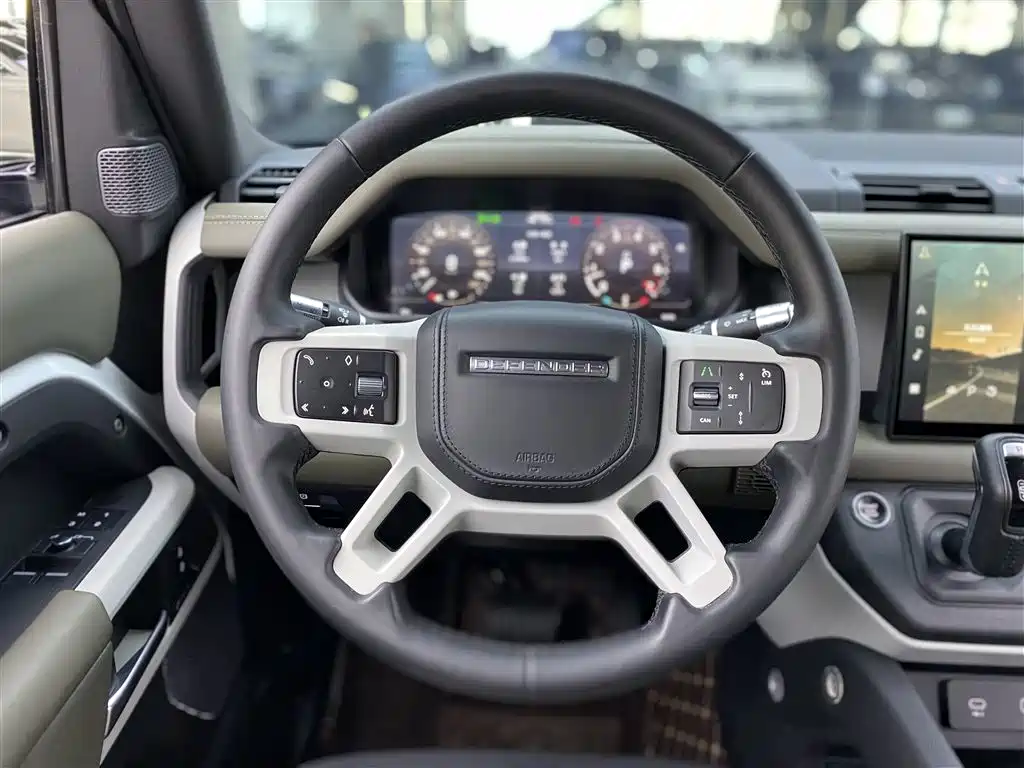Land Rover Defender 2022 90 2.0T P300 X-DYNAMIC HSE фото 10