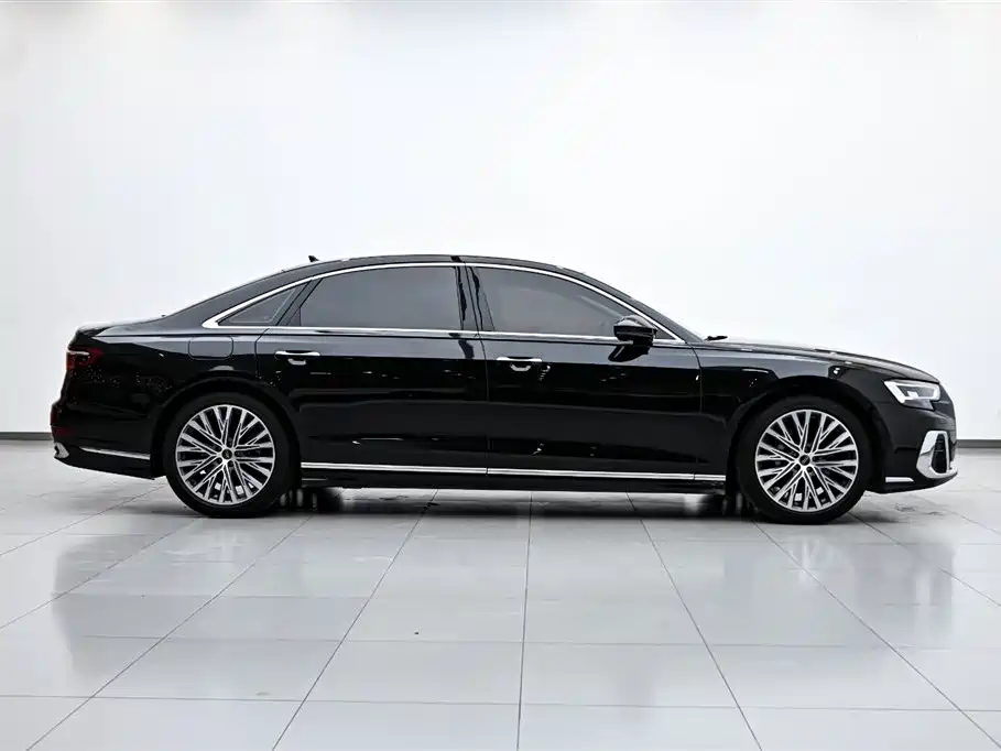 Audi A8 2024 Model A8L 50 TFSI quattro Premium Selection фото 6