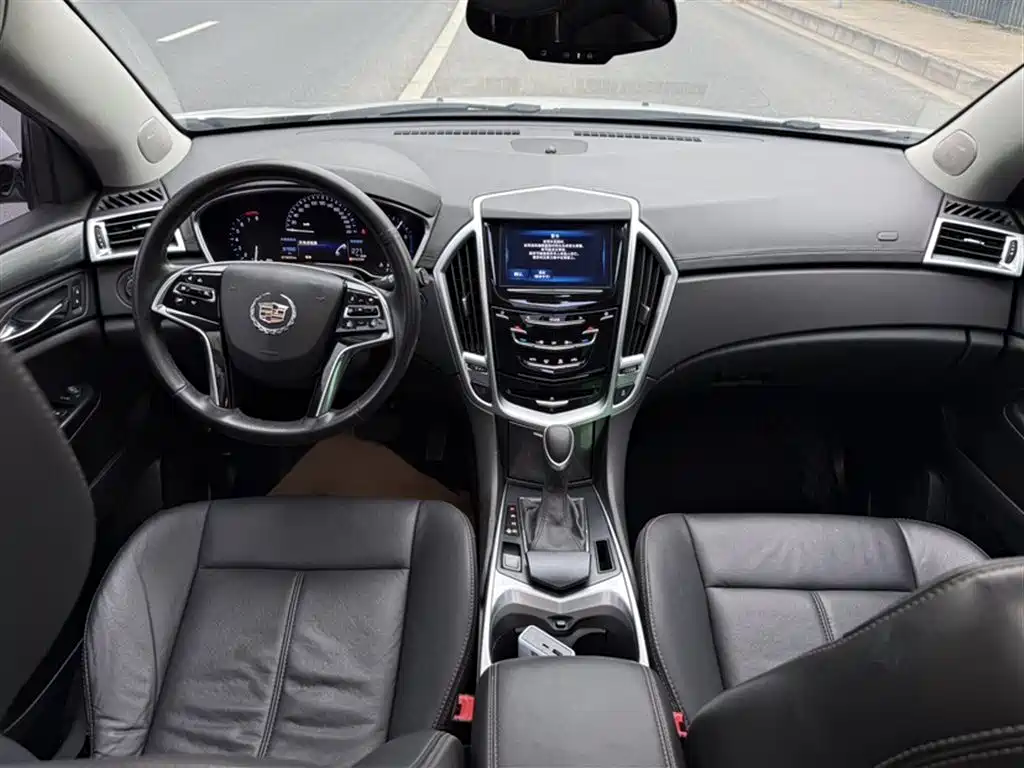 Cadillac SRX 2015 3.0L Comfort фото 14