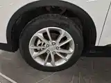Фото 25 - Geely Coolray