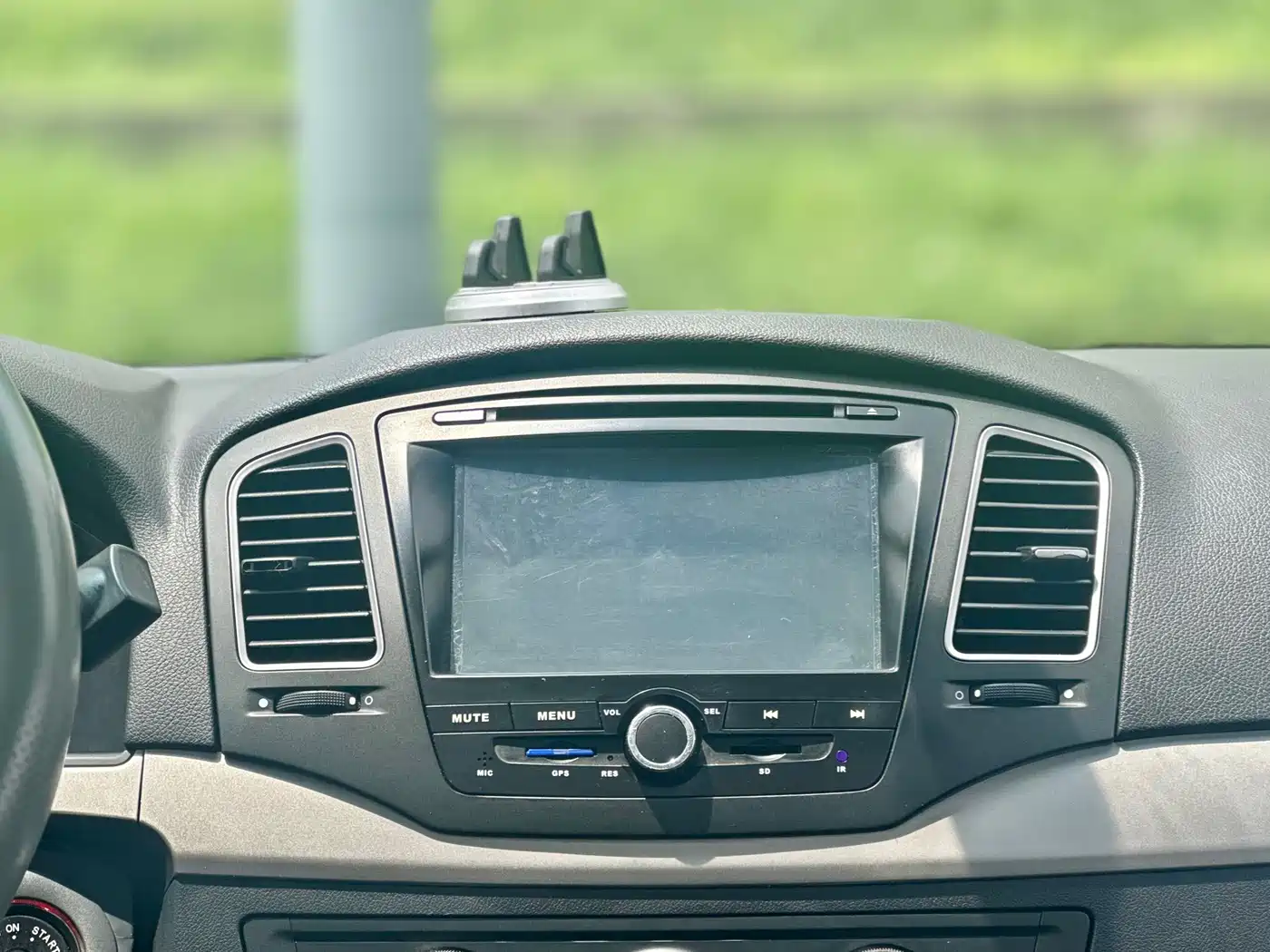 Roewe 350 2016 2015 Model 1.5L Manual Luxury Sunroof Edition