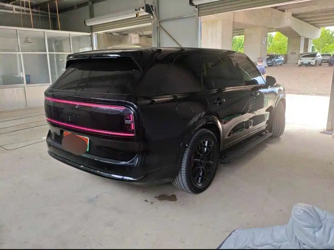 ZEEKR 9X 2026 2025 Model Gloss Black Edition