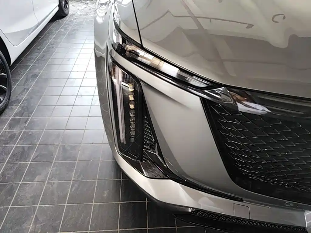 Cadillac XT5 2026 2026 2.0T Luxury Model