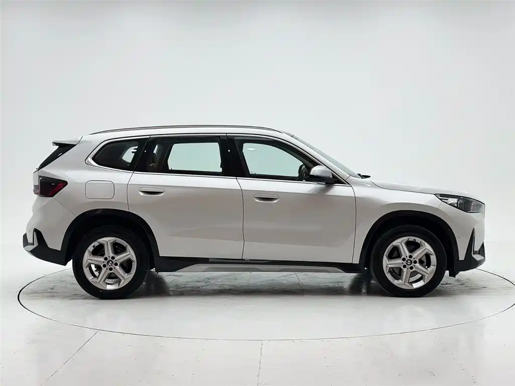 BMW X1 2023 sDrive20Li X Design Package фото 9