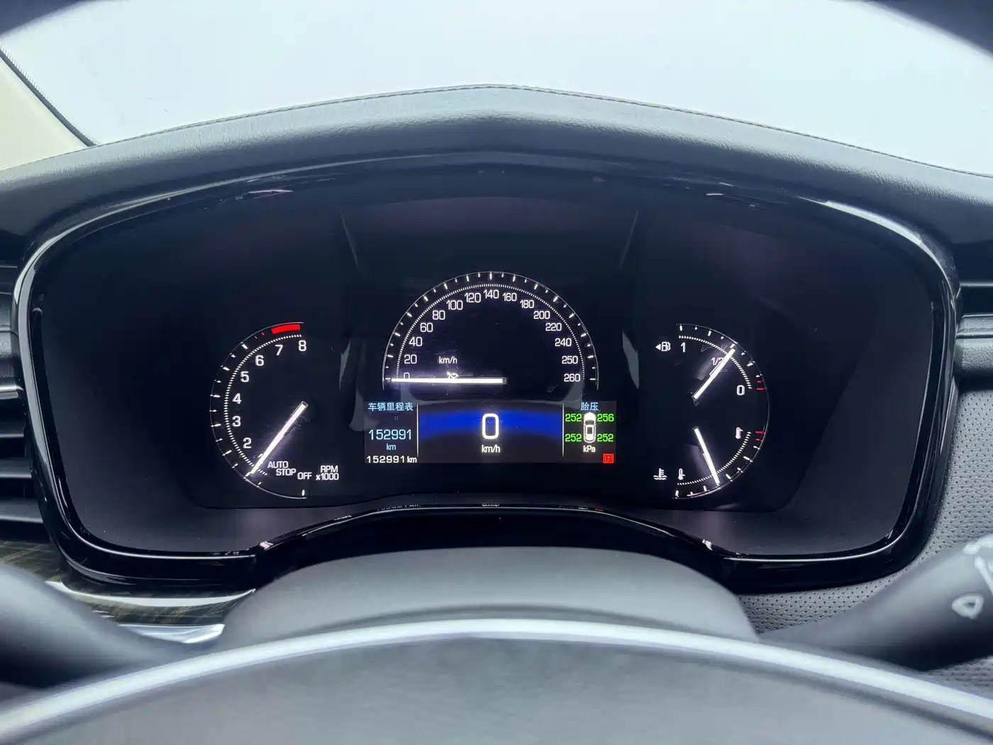 Cadillac XT5 2016 2016 25T Luxury Model