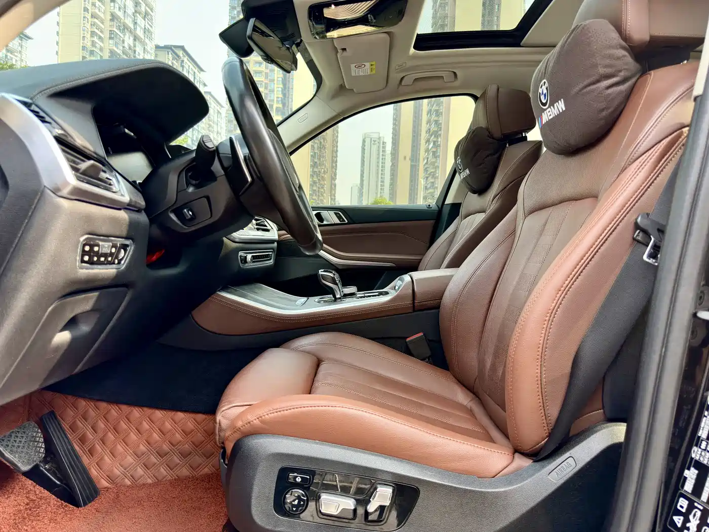 BMW X5 (Import) 2019 xDrive40i Exclusive M Sport Package фото 8