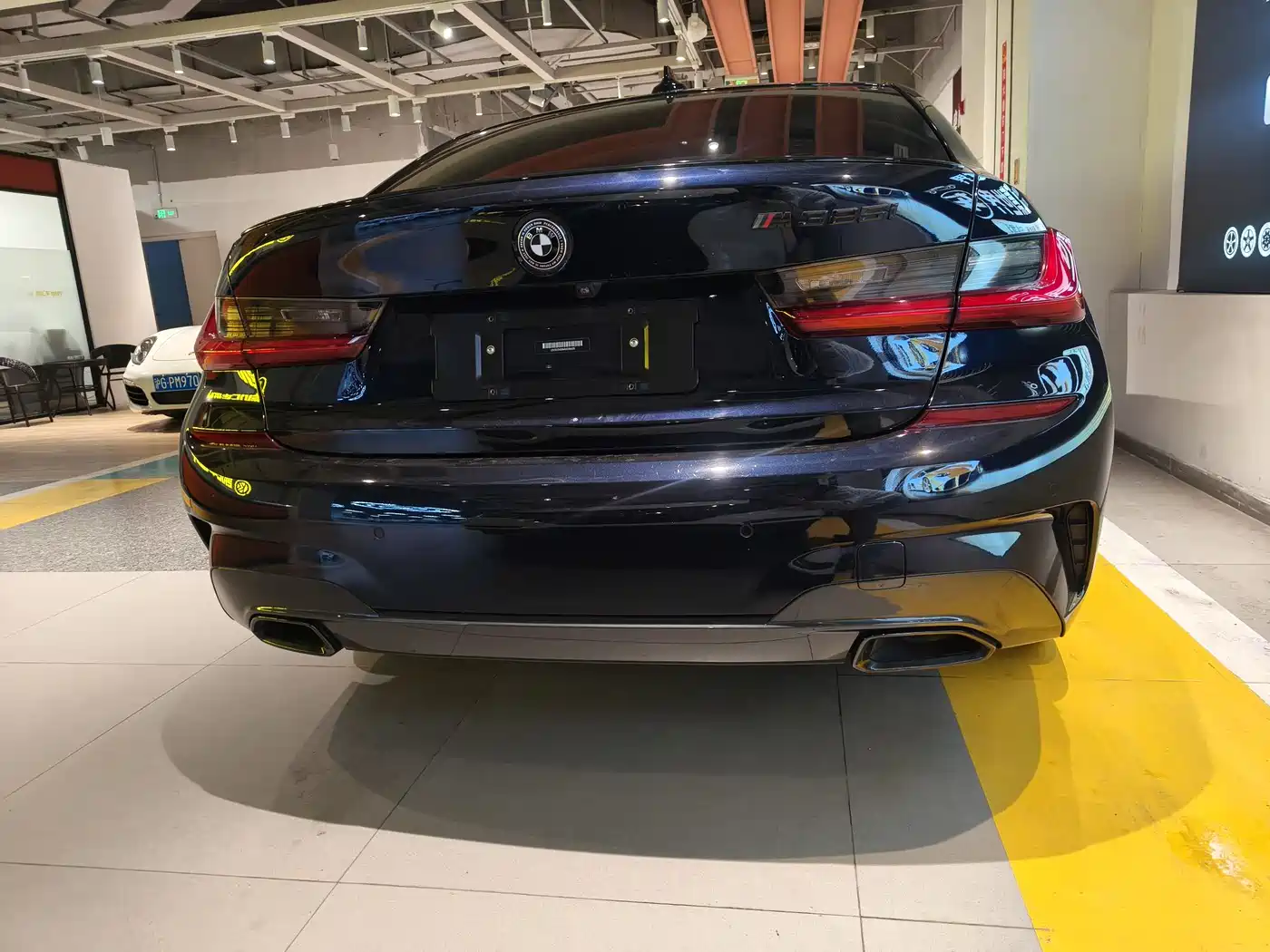 BMW 3 Series 2021 Second Facelift 325i M Sport Night Package фото 15