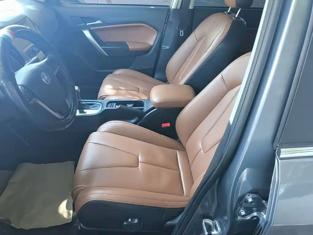 MG GT 2017 2016 Model 1.5T Automatic Premium Luxury Edition