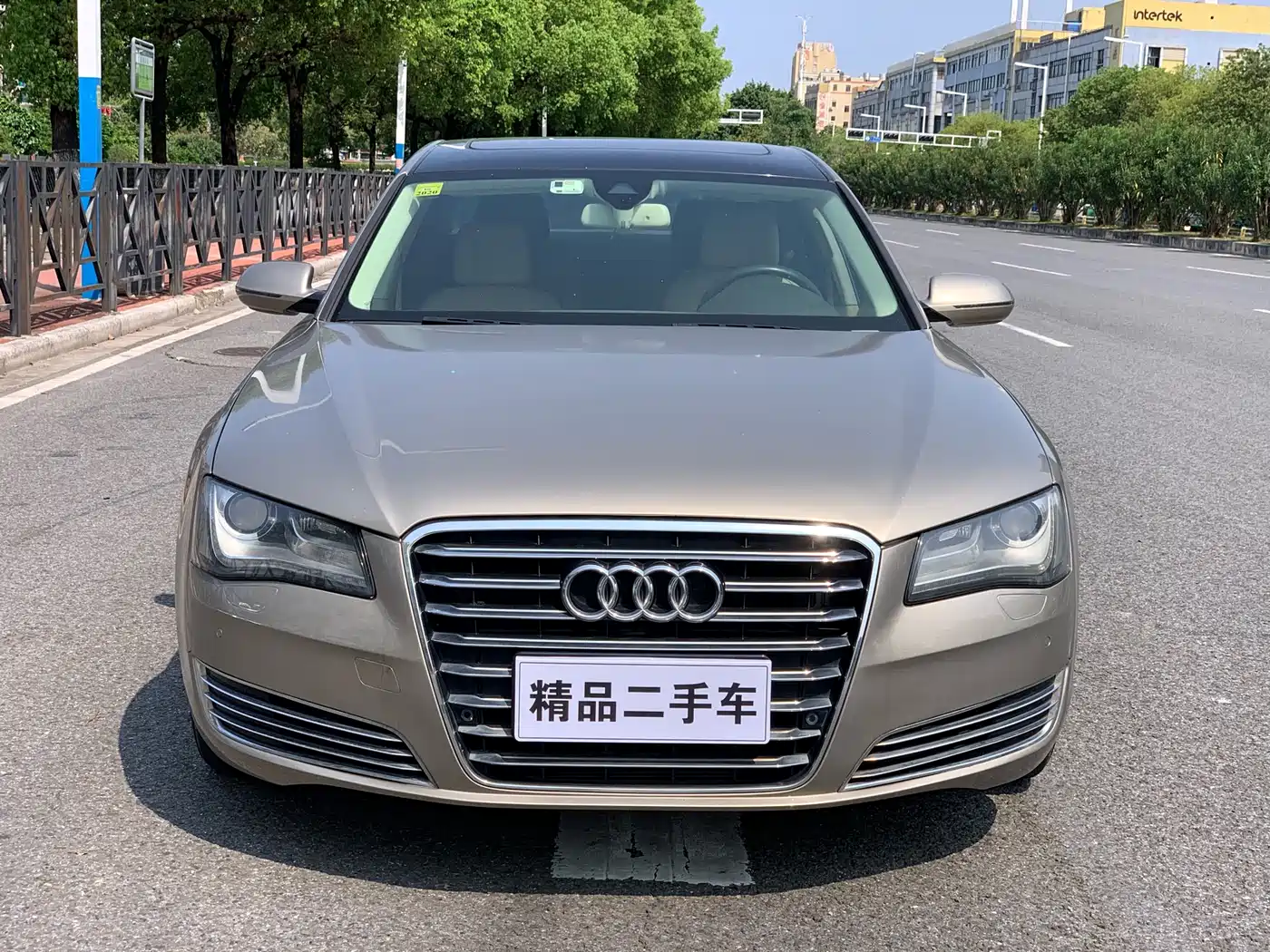 Audi A8 2013 A8L 50 TFSI quattro Luxury фото 2
