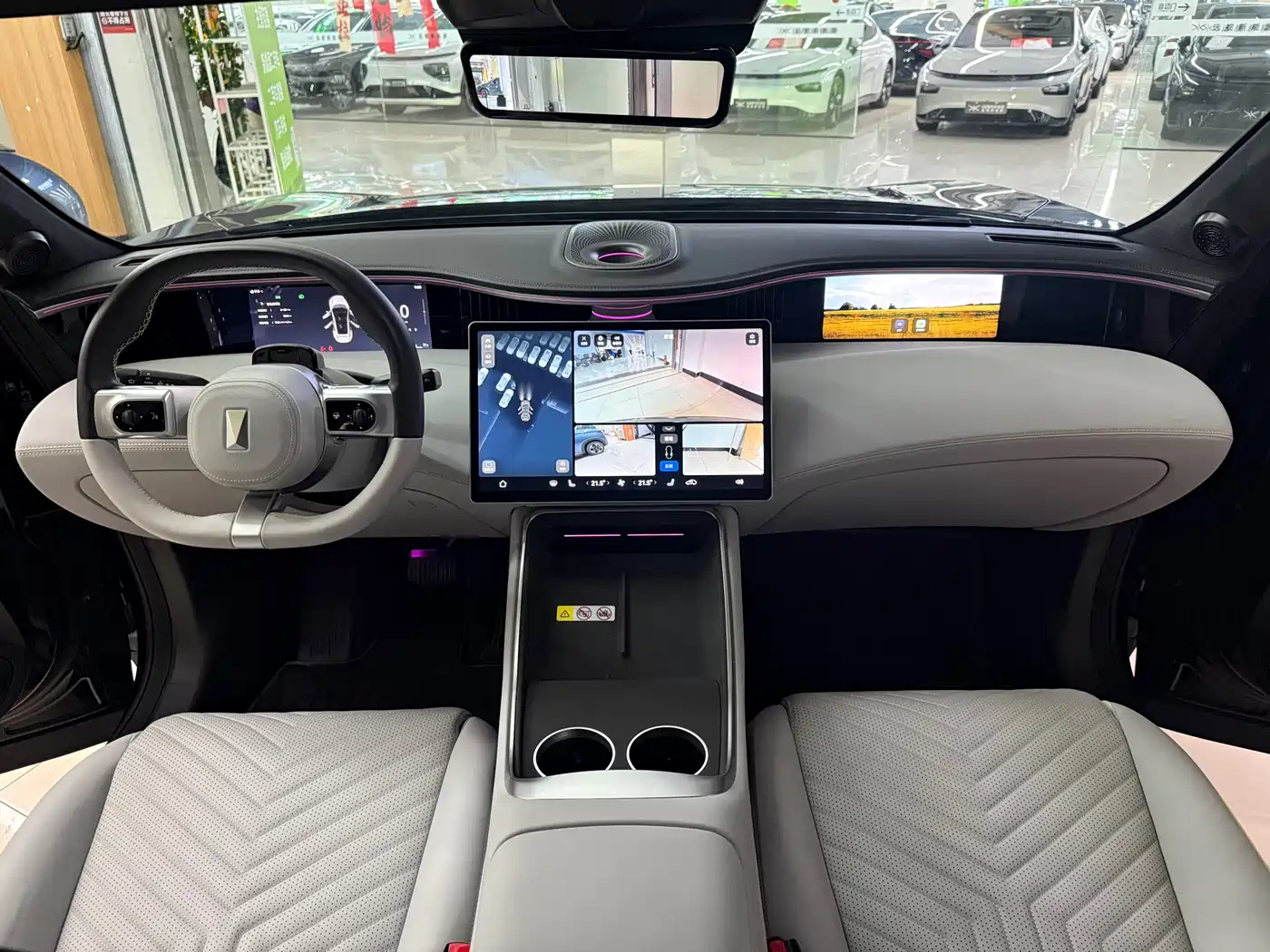 Avatr 11 2025 Max Pure Electric AWD фото 6