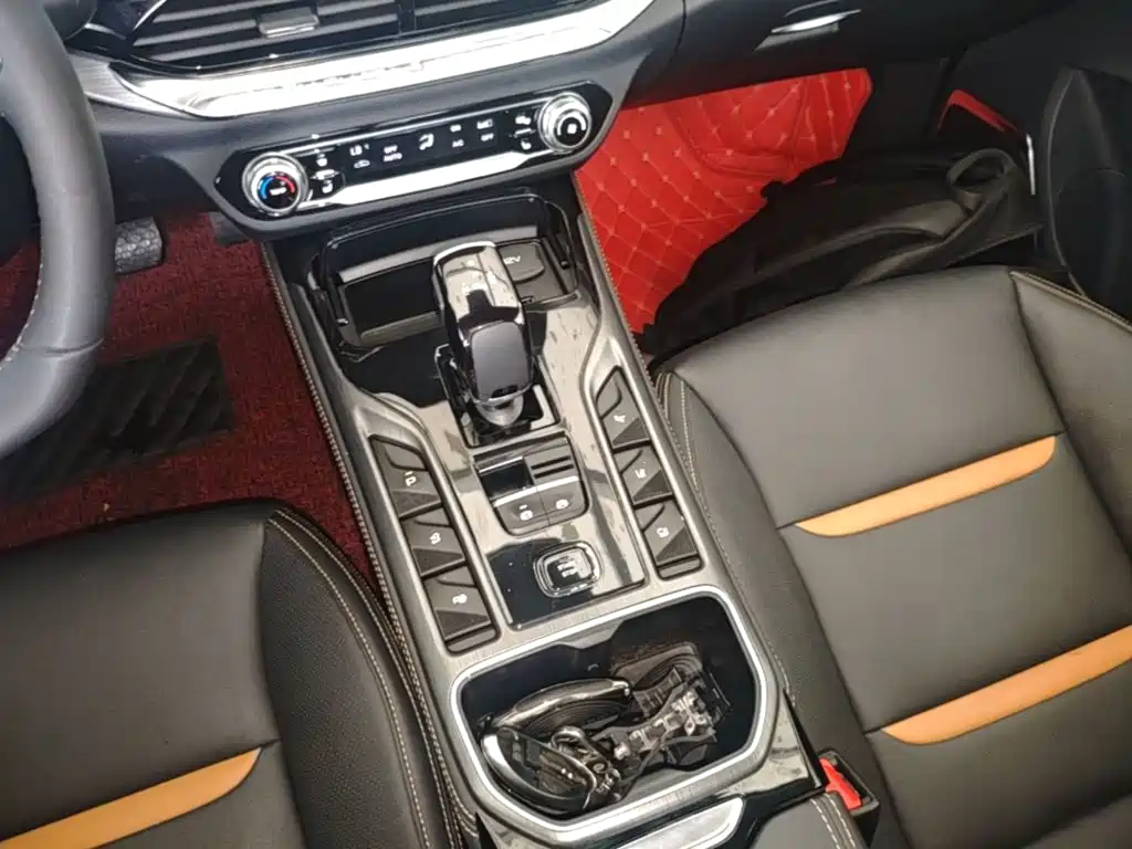 Besturn Bestune T77 2020 2019 230 TID Automatic Luxury China VI