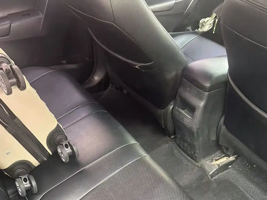 Toyota Corolla 2017 1.6L CVT GL фото 4