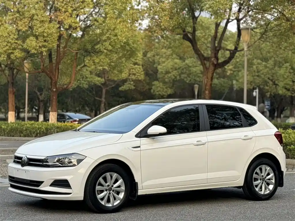 Volkswagen Polo 2021 Plus 1.5L Automatic Colorful Tech Edition