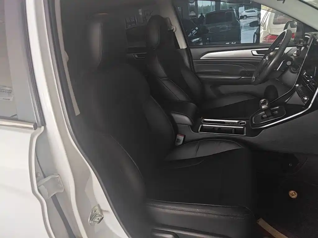 Haval M6 2024 2023 PLUS 1.5T DCT Elite Smart Connect