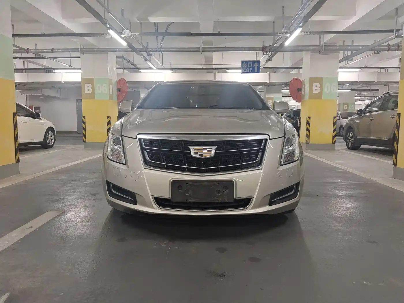 Cadillac XTS 2016 28T Technology фото 2