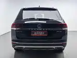 Photo 4 - Volkswagen Teramont