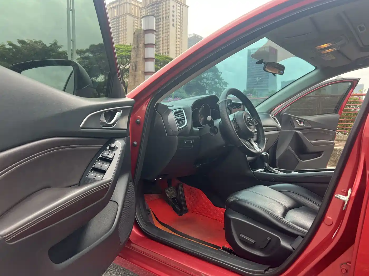 Фото 23 - Mazda Mazda 3