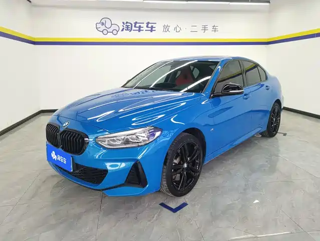 BMW 1 125i, M Спорт, чёрный пакет
