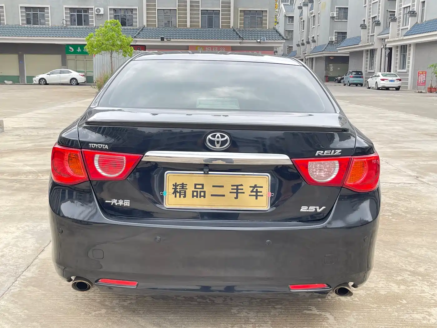 Toyota Reiz 2012 2.5V Grace Elite Styling Edition фото 6