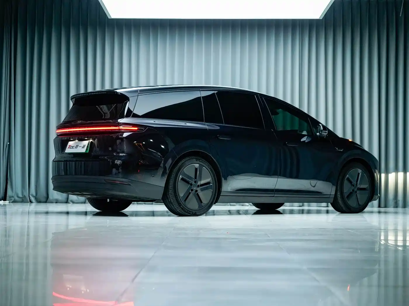 Li Auto Li i8 2026 2025 Standard Edition