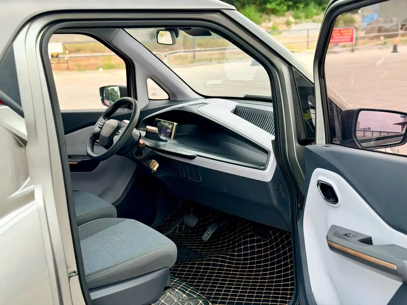 Baojun E200 2019 2019 250KM Smart Edition