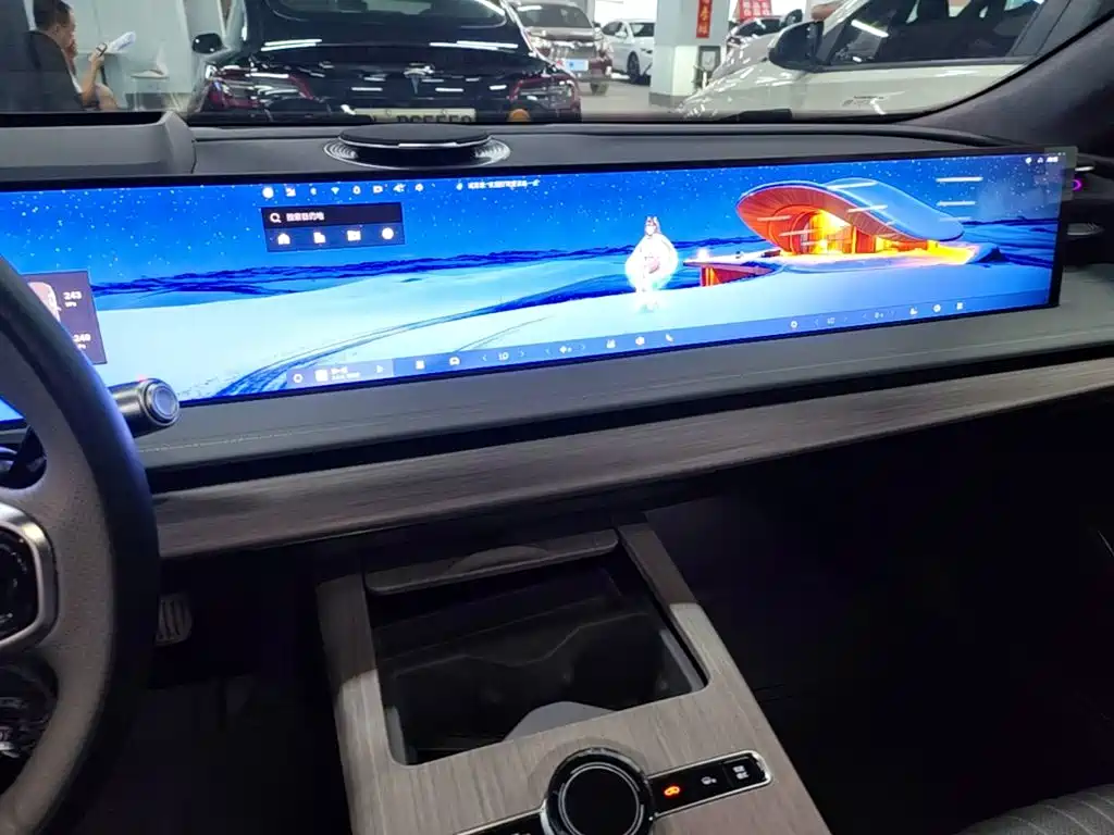 Geely Galaxy Galaxy E8 2024 2024 665km RWD Starship Voyager Edition