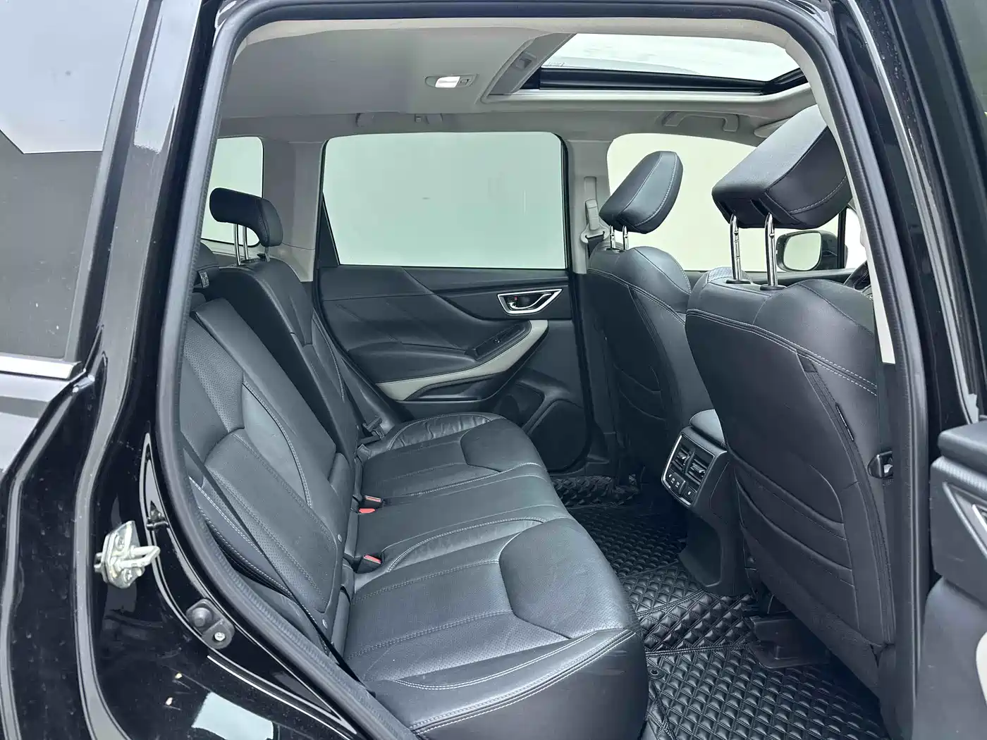Subaru Forester 2022 2.0i AWD Flagship Edition with EyeSight фото 10