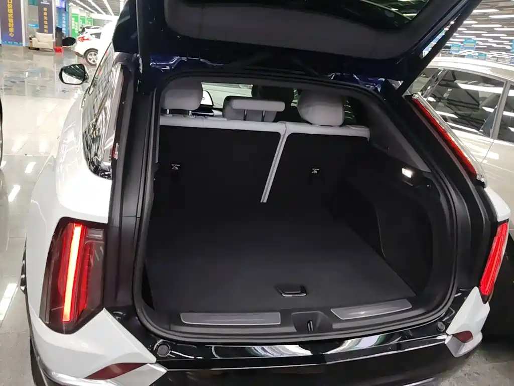 Cadillac IQ Ao Ge 2024 2024 Standard Range