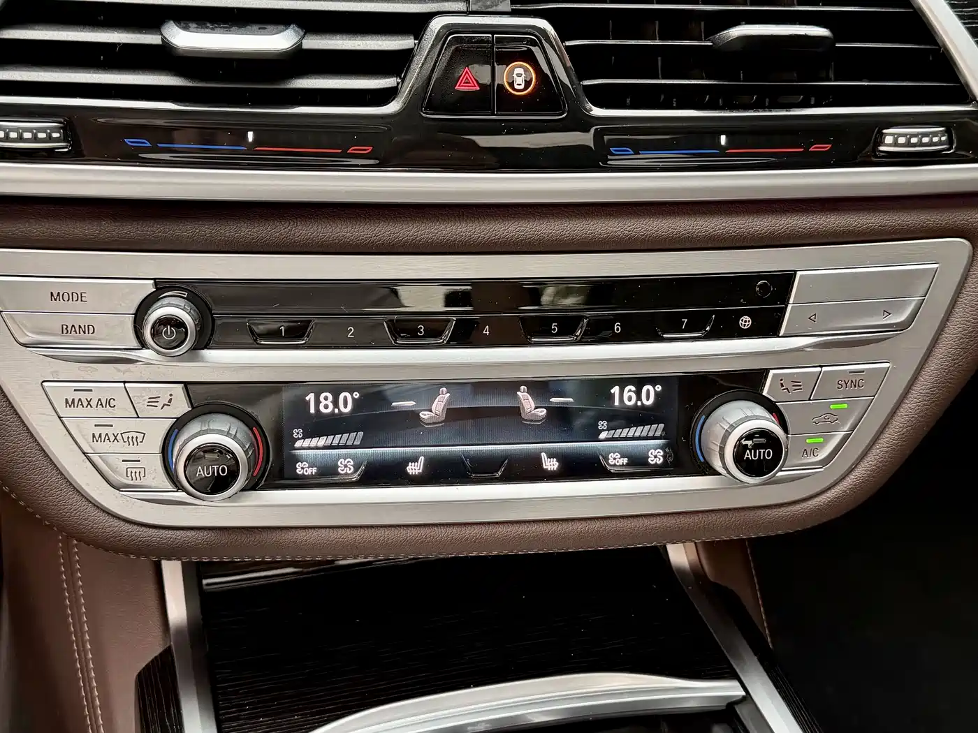 BMW 7 Series 2019 Facelift 730Li M Sport Package фото 22