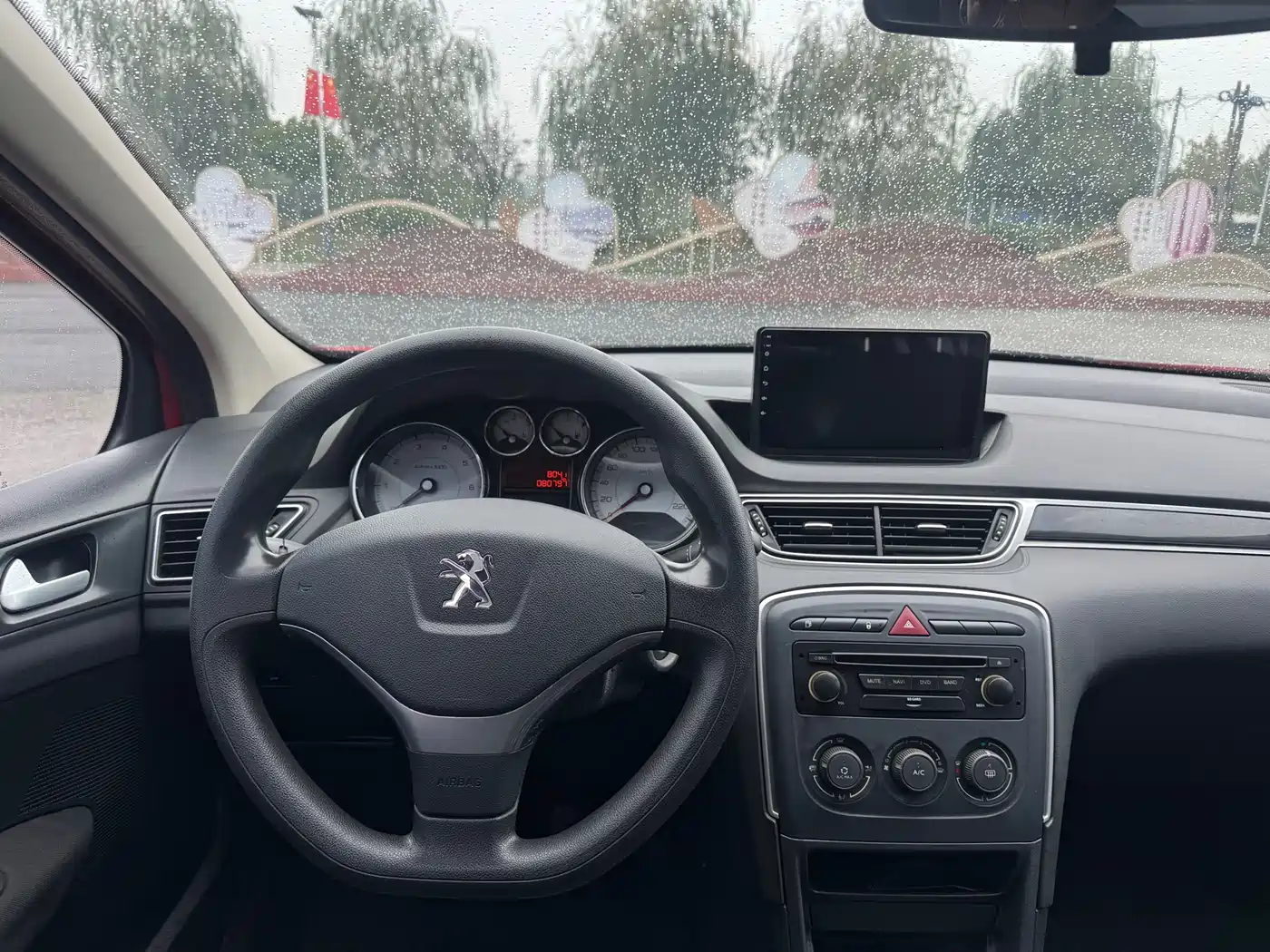 Peugeot 308 2014 Model Joy Edition Classic 1.6L Manual Superior Style фото 14