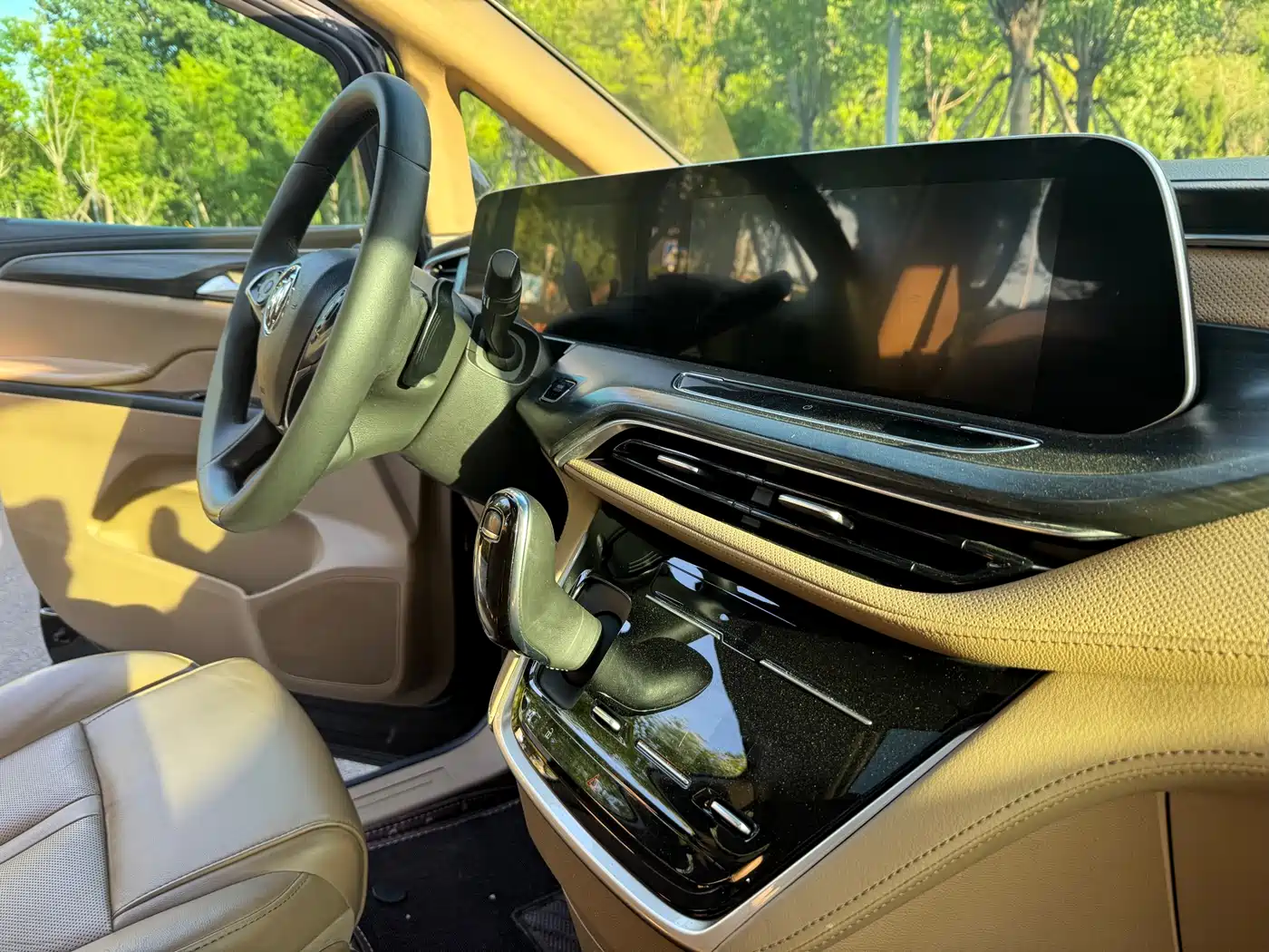Buick GL8 2021 ES Landlord 653T Luxury фото 11