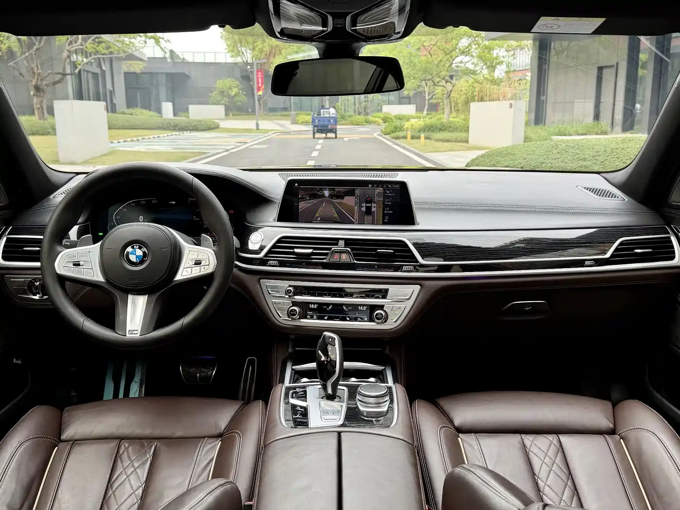 BMW 7 Series 2019 Facelift 730Li M Sport Package фото 17