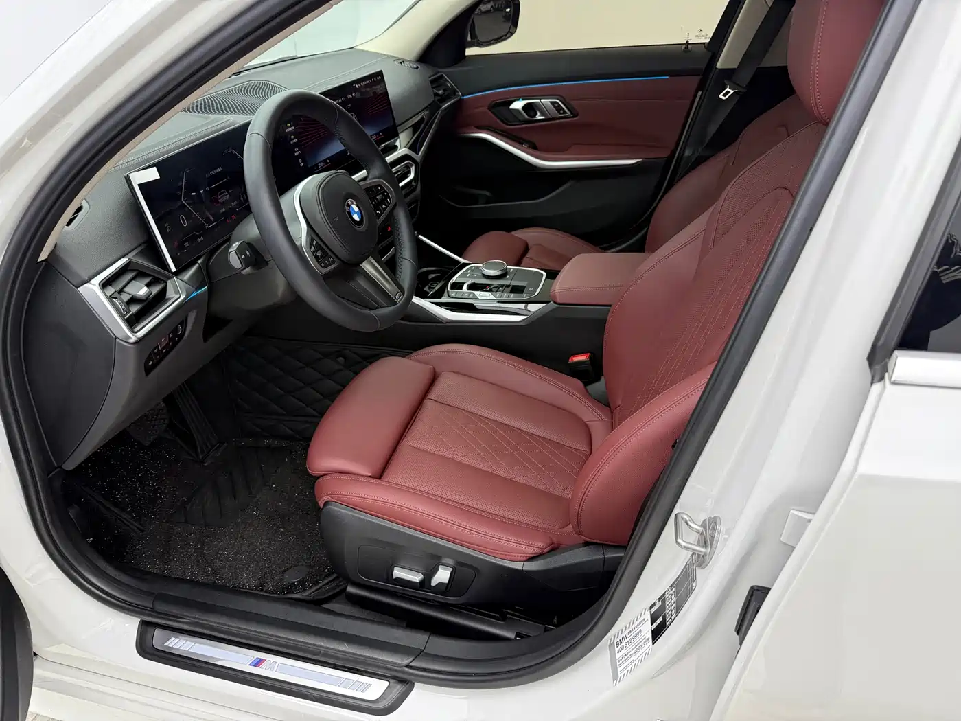 BMW 3 Series 2023 320Li M Sport Package фото 19
