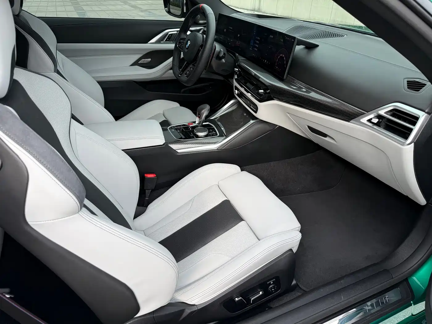 BMW M4 2026 2024 BMW M4 Coupe M xDrive Competition